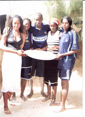 c tjours mbaye avc c ami dans la plag